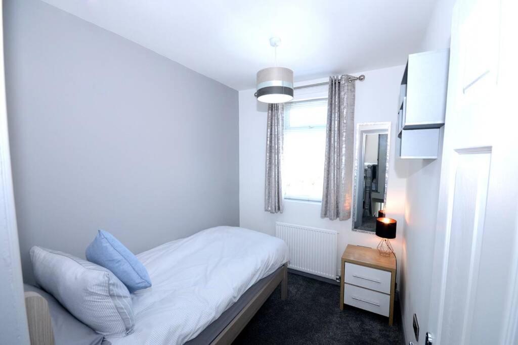 Renovated House Near Darlington Train Station. Βίλα Εξωτερικό φωτογραφία