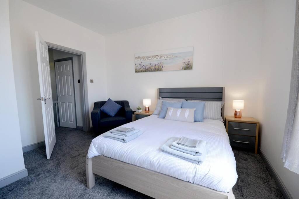 Renovated House Near Darlington Train Station. Βίλα Εξωτερικό φωτογραφία